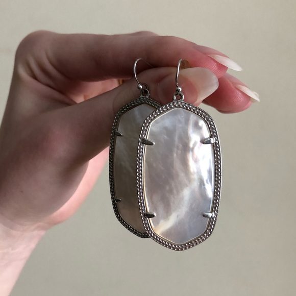 Kendra Scott Elle Silver Drop Earrings - Picture 2 of 6